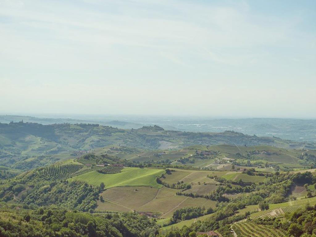 Cascina Langa Pensionat Trezzo Tinella Exteriör bild